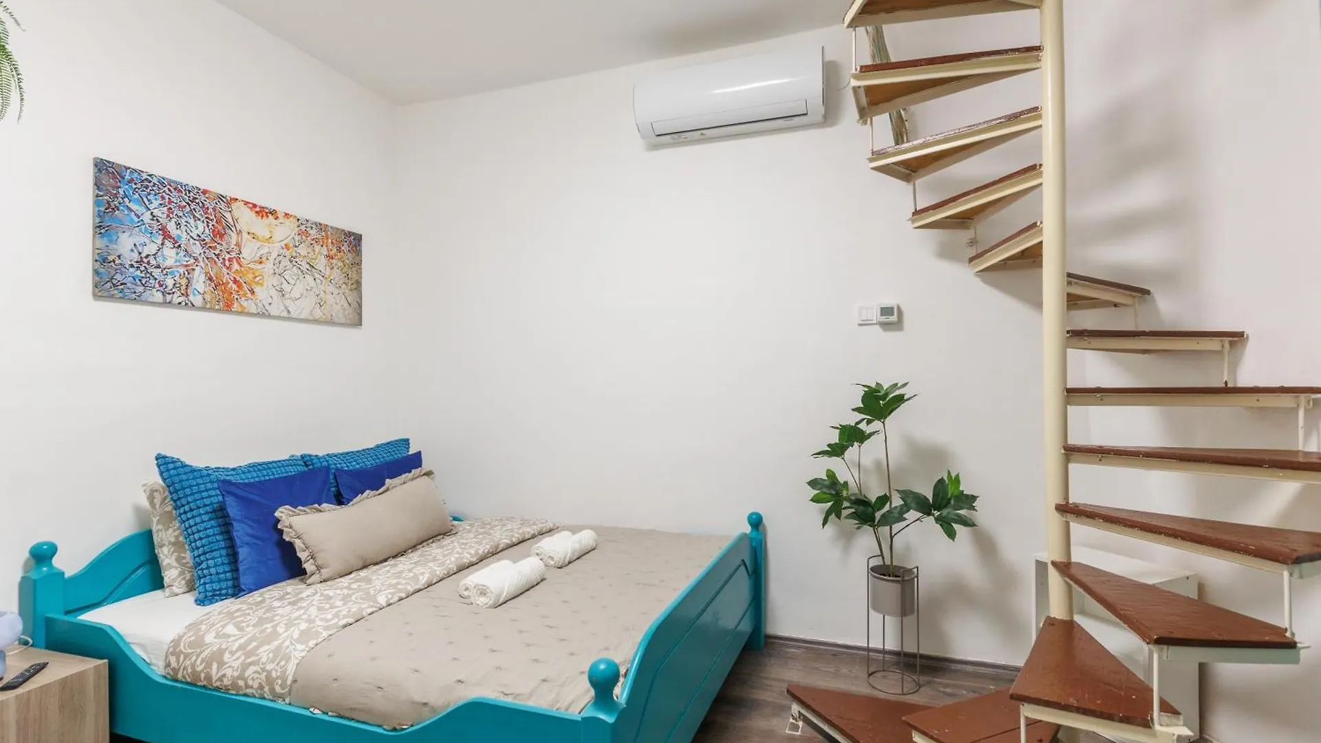 Turquoise Apartment Budapest
